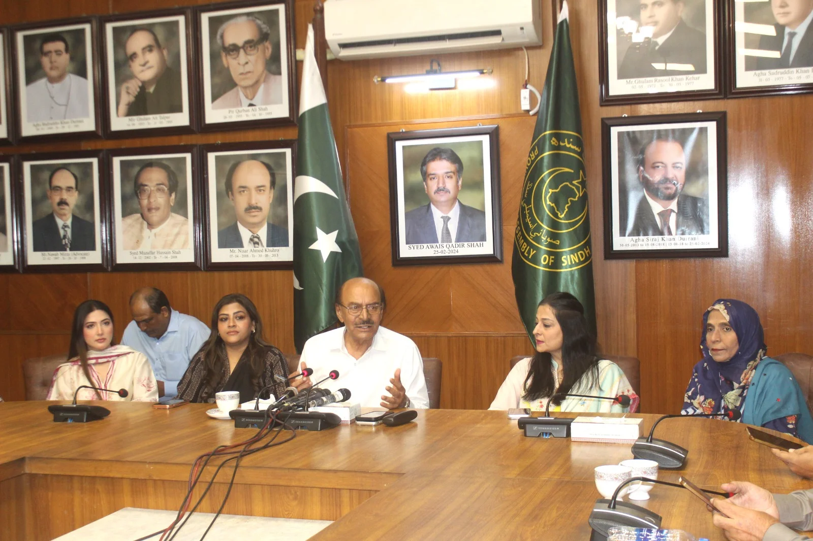 Press confrence 